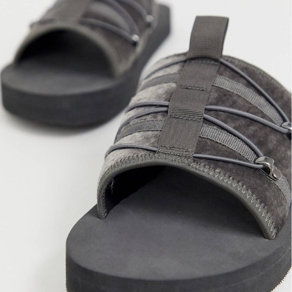 ASOS DESIGN Tech Slides In Grey - Picture 3 of 6